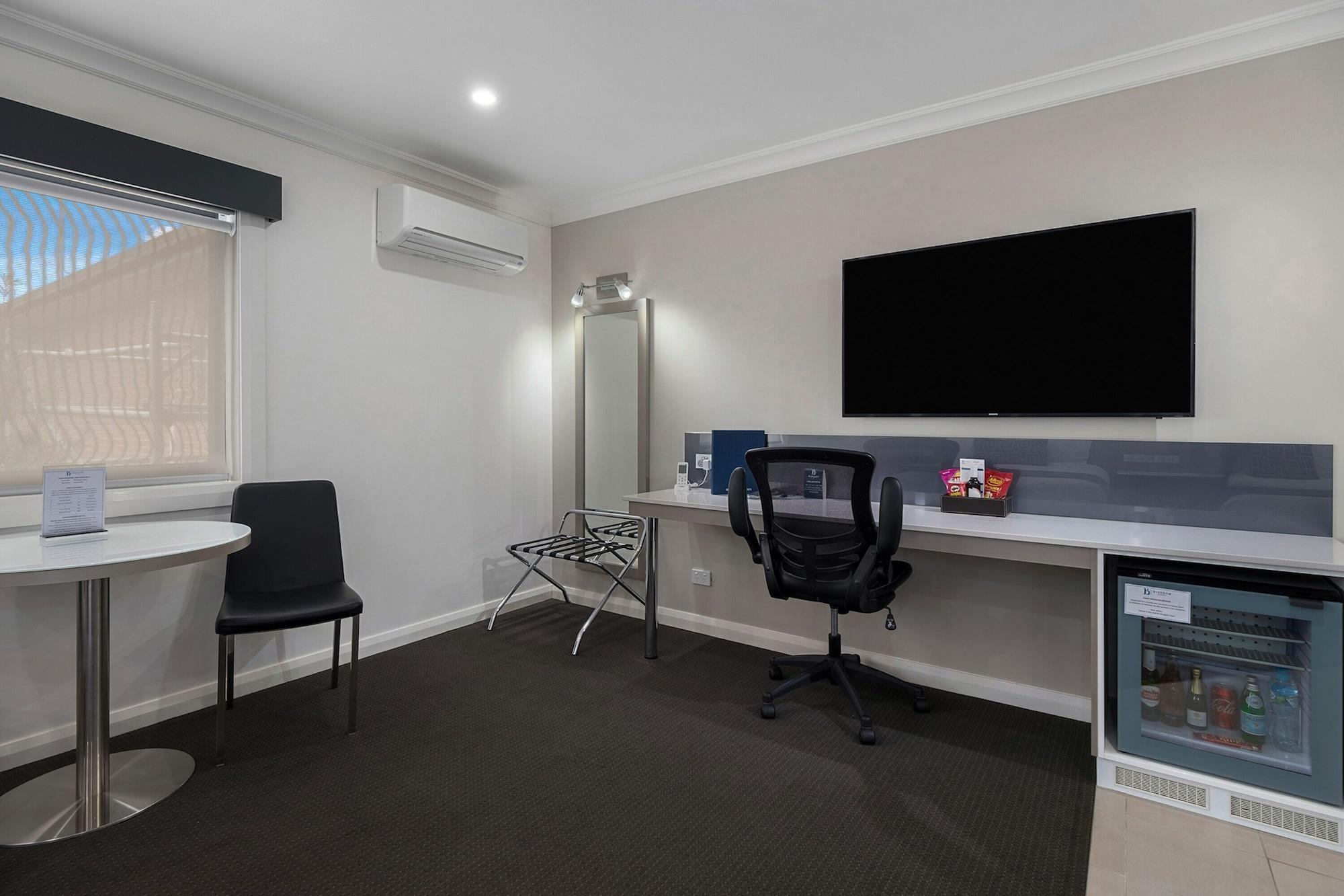Bluegum Dubbo (Adults Only) Motel Exterior photo